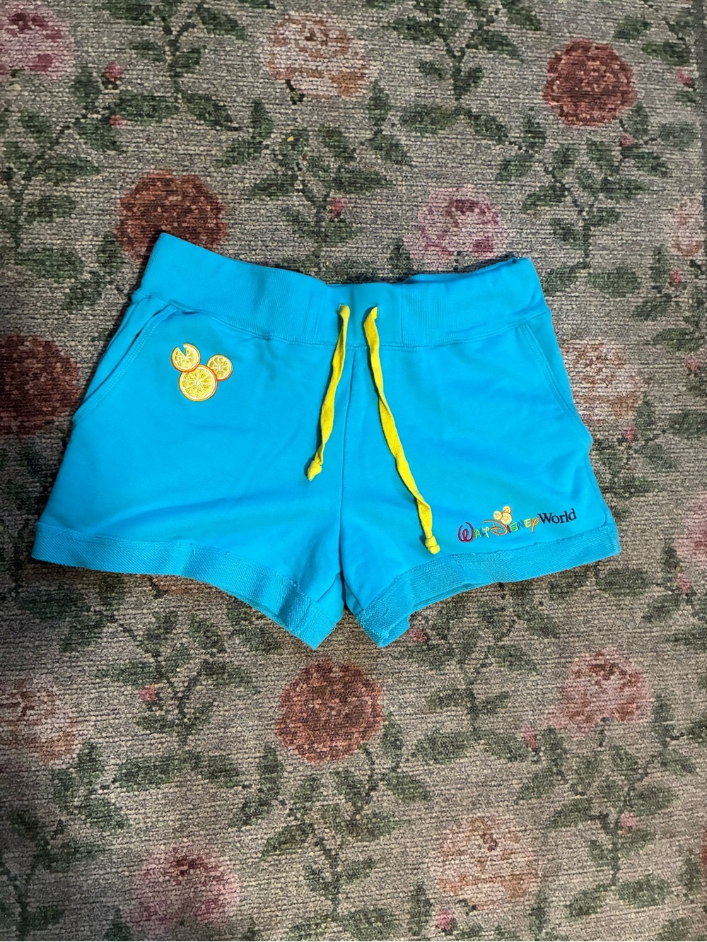 Walt Disney World Mickey Mouse Lemon Icon Shorts 💛🍋